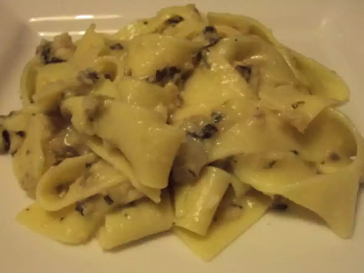 Pappardelle ao molho de bacalhau e mozarela - foto 4