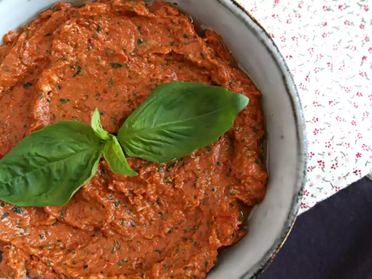 Pasta de tomates confitados e manjericão - foto 2
