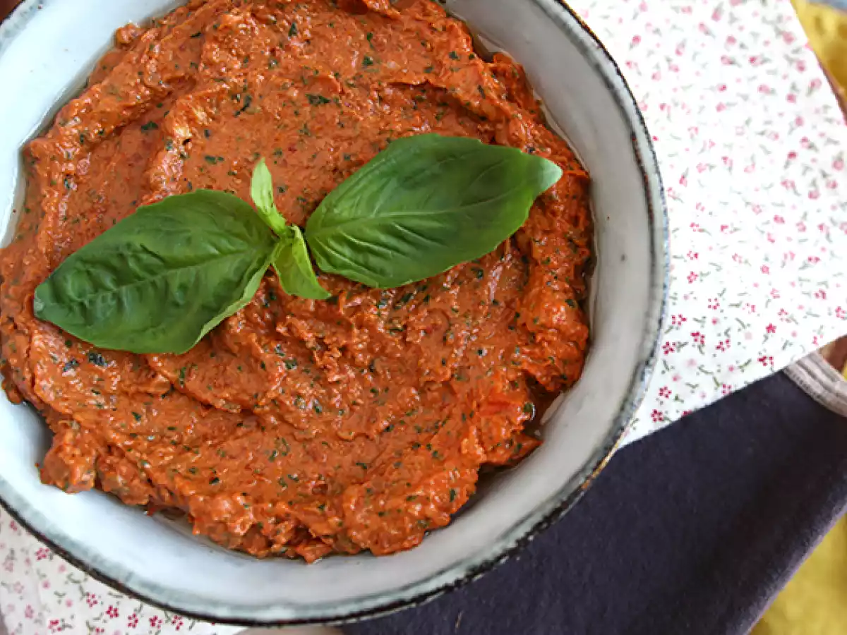 Pasta de tomates confitados e manjericão - foto 4