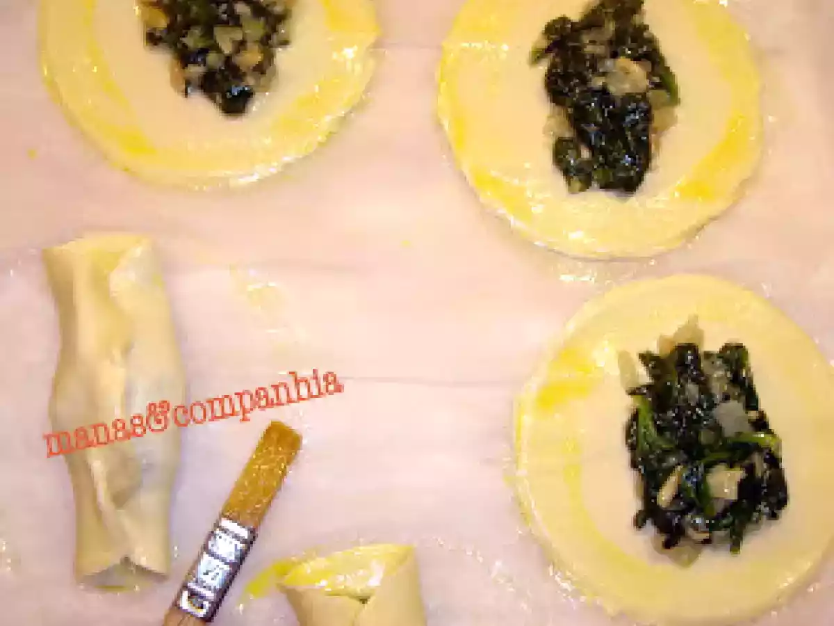 Pastéis de espinafres e pinhões (isa) - foto 2