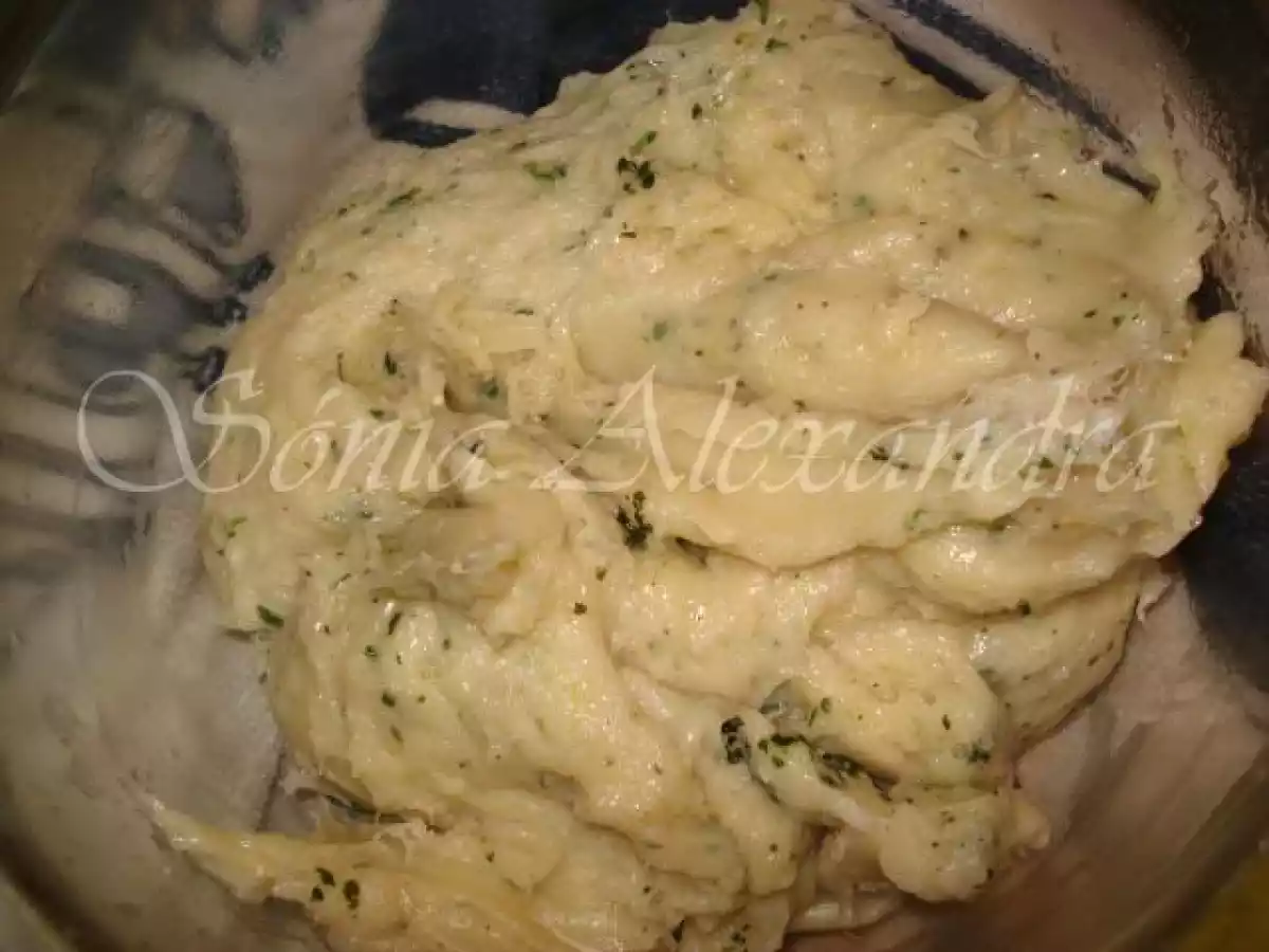 PASTEIS DE MASSA TENRA COM RECHEIO DE BACALHAU... - foto 6