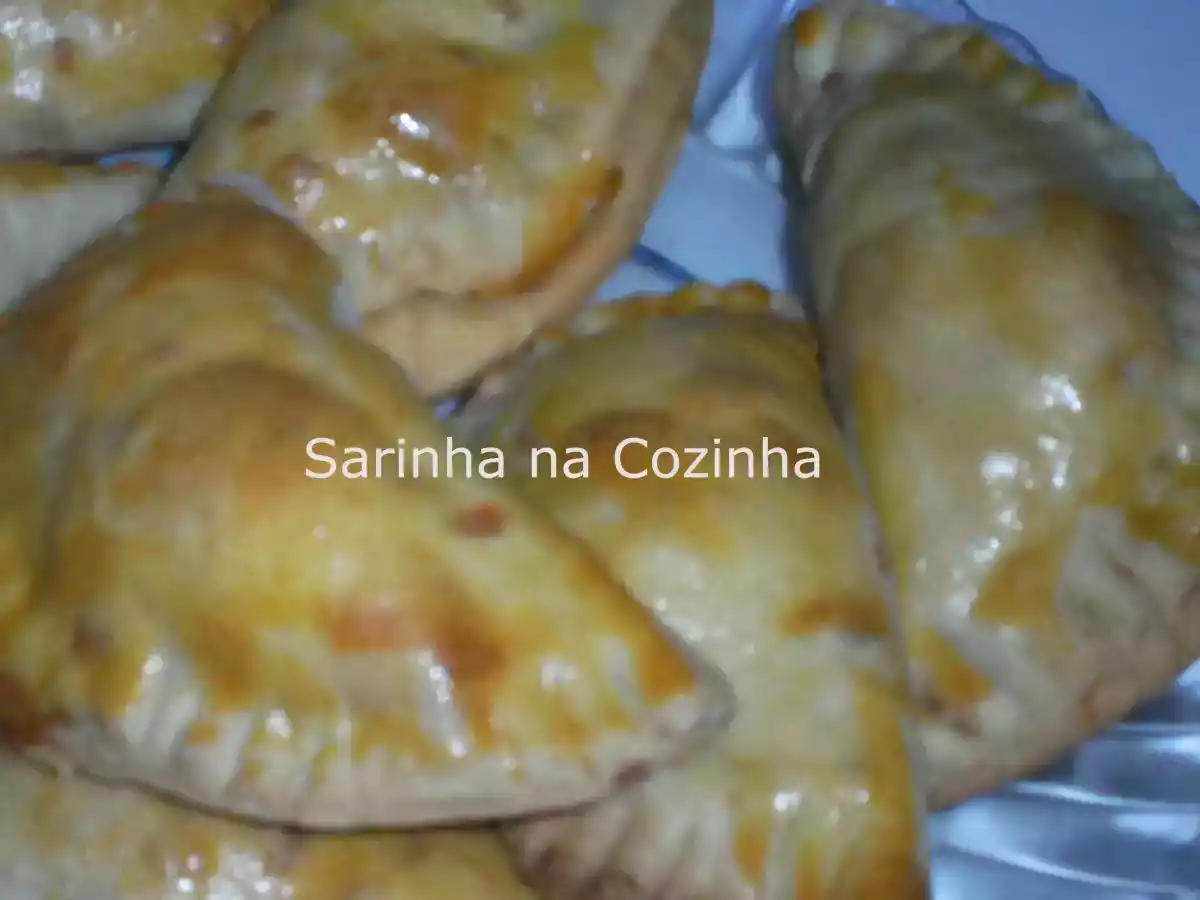 Pastel de Forno com Creme de Leite