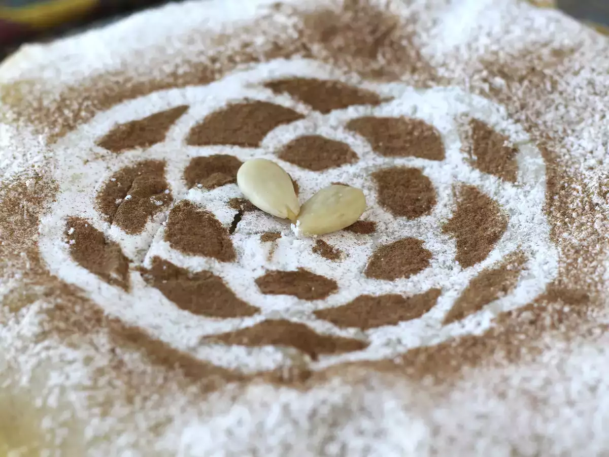 Pastel marroquino de frango (bastilla): crocante, agridoce e cheio de especiarias - foto 5