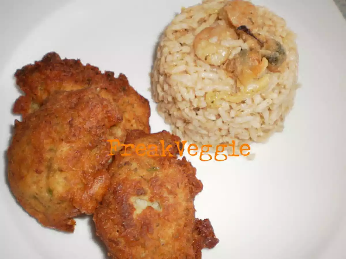 Pataniscas de Atum com Arroz de Marisco