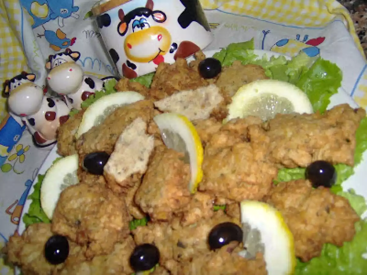 PATANISCAS DE BACALHAU(PALOCO)COM RASPA DE LIMÃO
