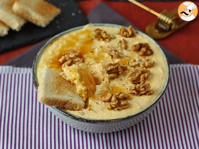 Patê cremoso de abóbora e feta com toque de mel