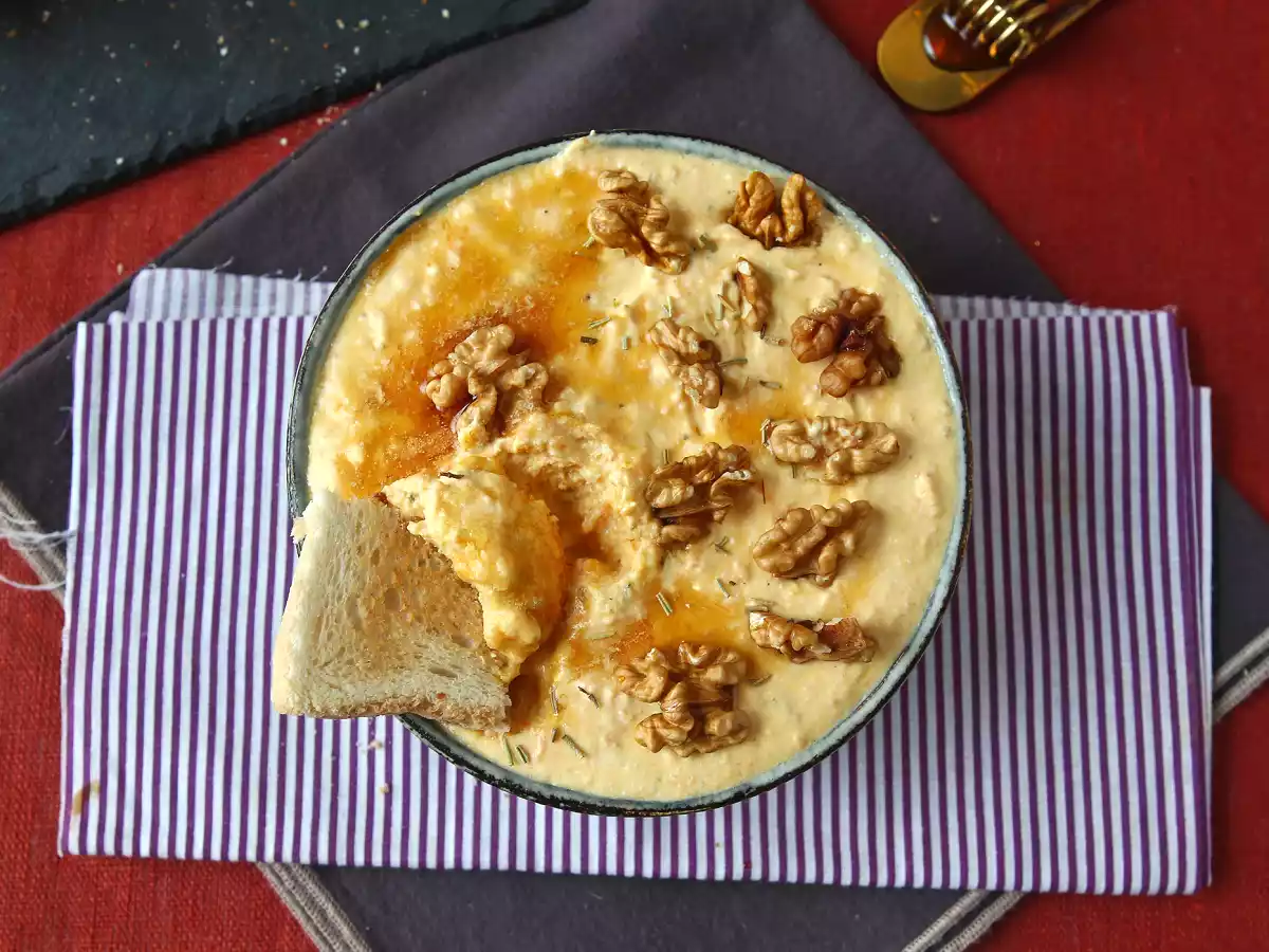 Patê cremoso de abóbora e feta com toque de mel - foto 4