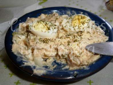 Paté de bacalhau aromatizado com endro