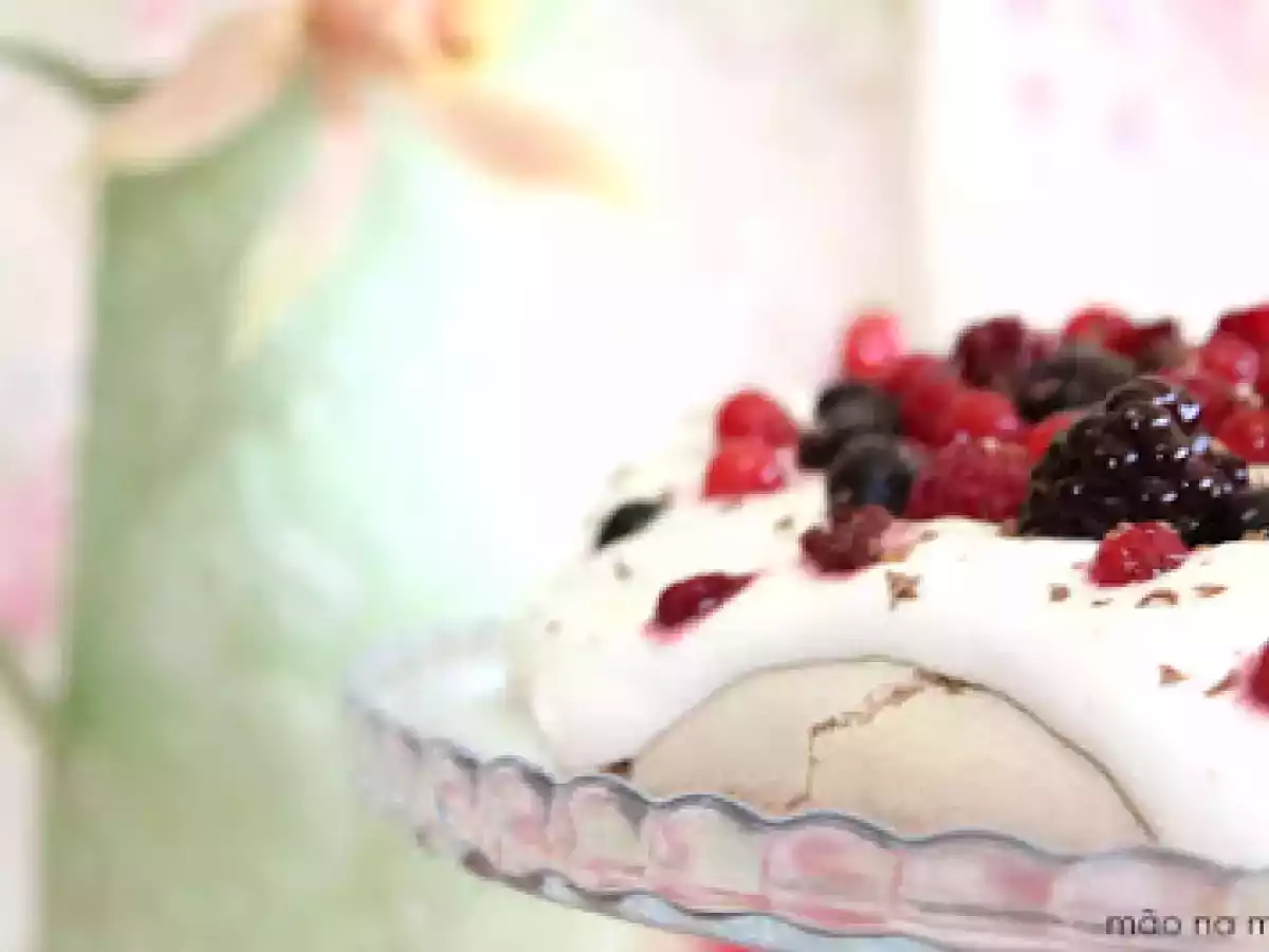 Pavlova com Frutos Vermelhos - foto 4