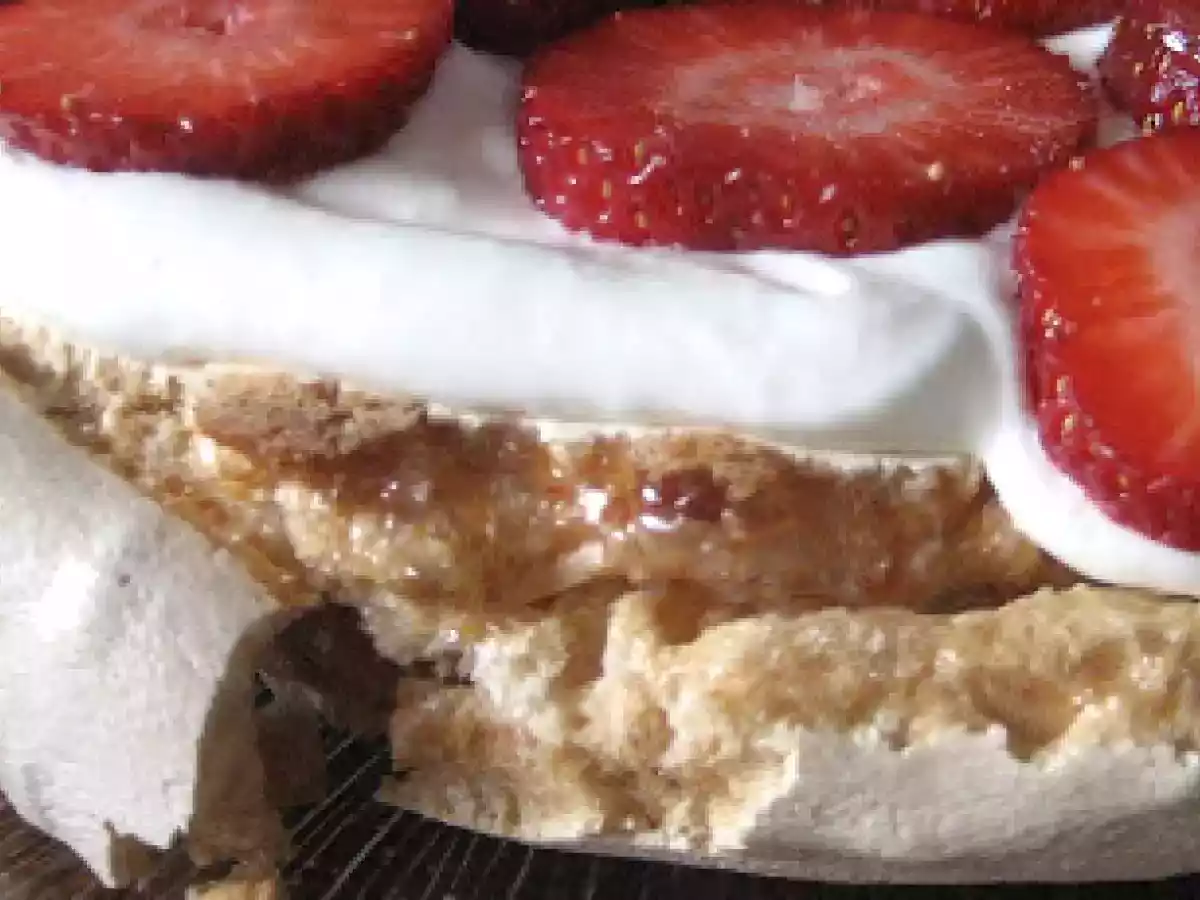 Pavlova (da Nigella) - foto 2