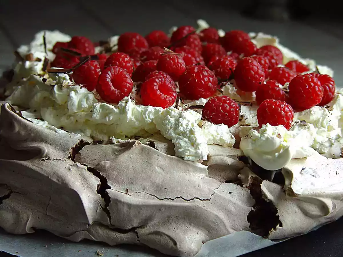 Pavlova de Chocolate da Nigella ou Gorduchella tirada do Blog da Mô