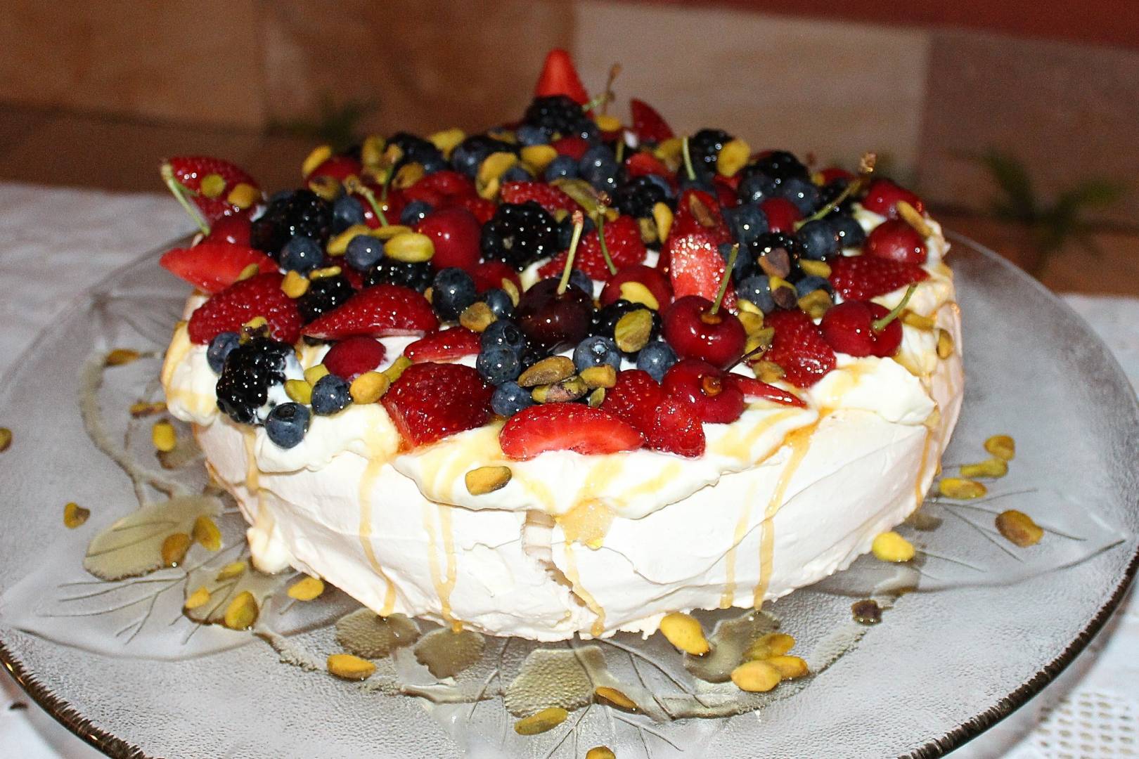 Pavlova De Frutas - Receita Petitchef