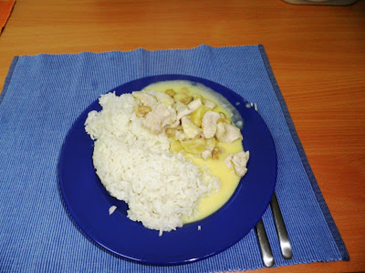 PEITINHOS DE FRANGO COM MAÇÃ NA BIMBY