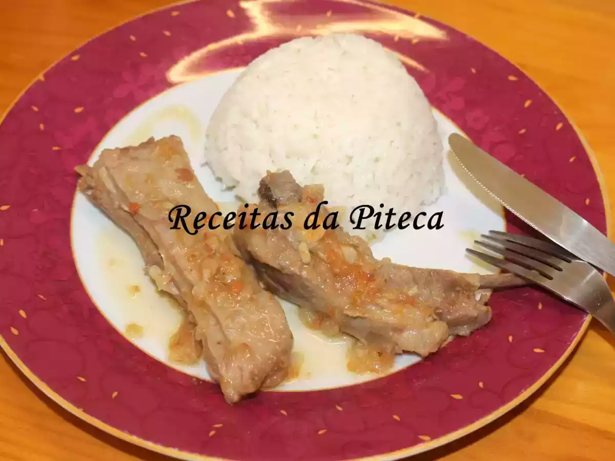 Peito de borrego estufado no tacho de pressão