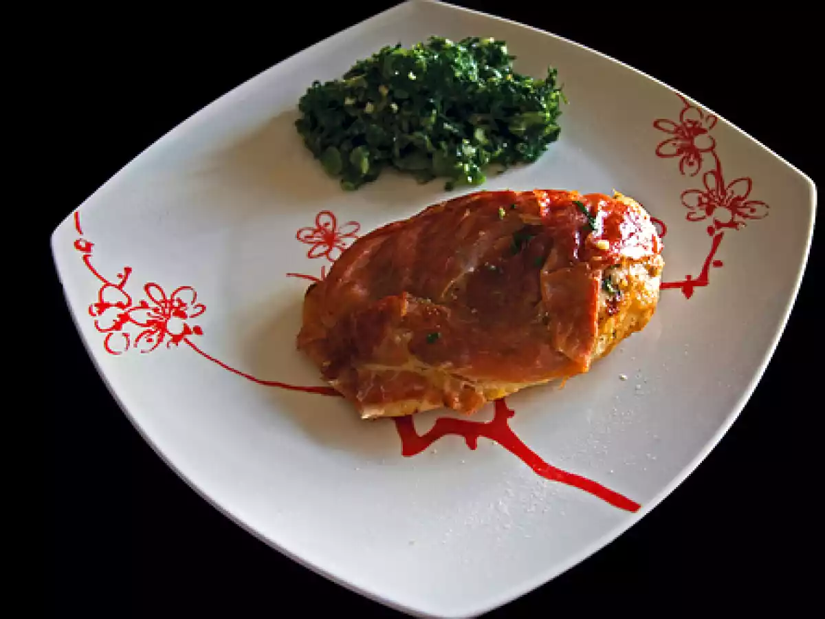 Peito de frango com presunto crocante