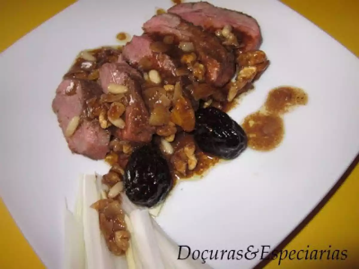Peito de Pato com Molho de Ostras e Frutos Secos - foto 2