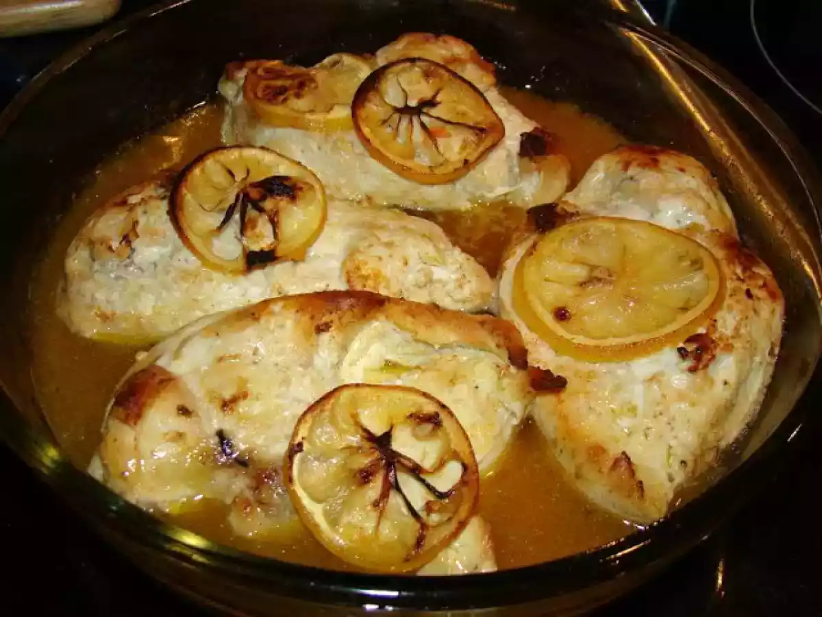 Peitos de Frango assados no Forno com Molho de Limão