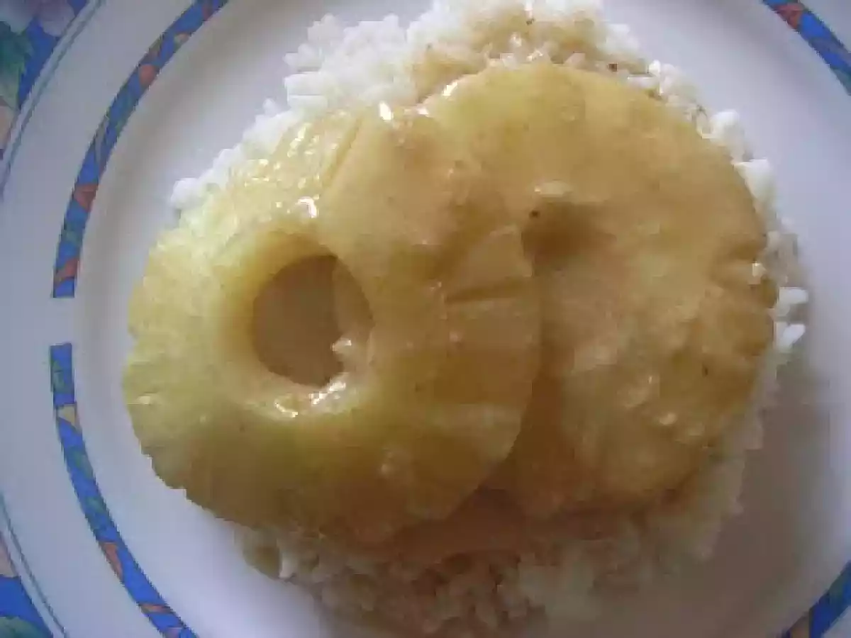 Peitos de frango com ananás a moda da Ana Cláudia.