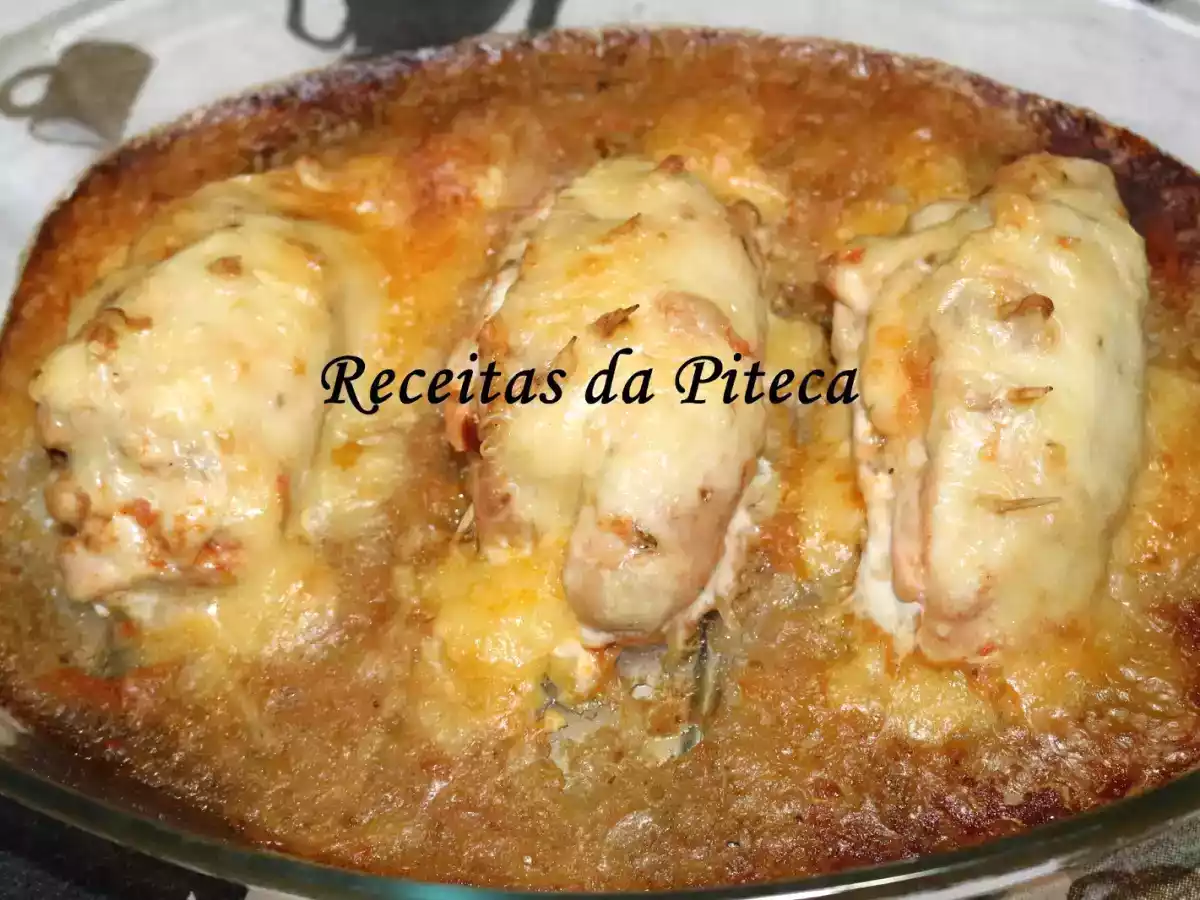 Peitos de frango recheados (aproveitamentos)