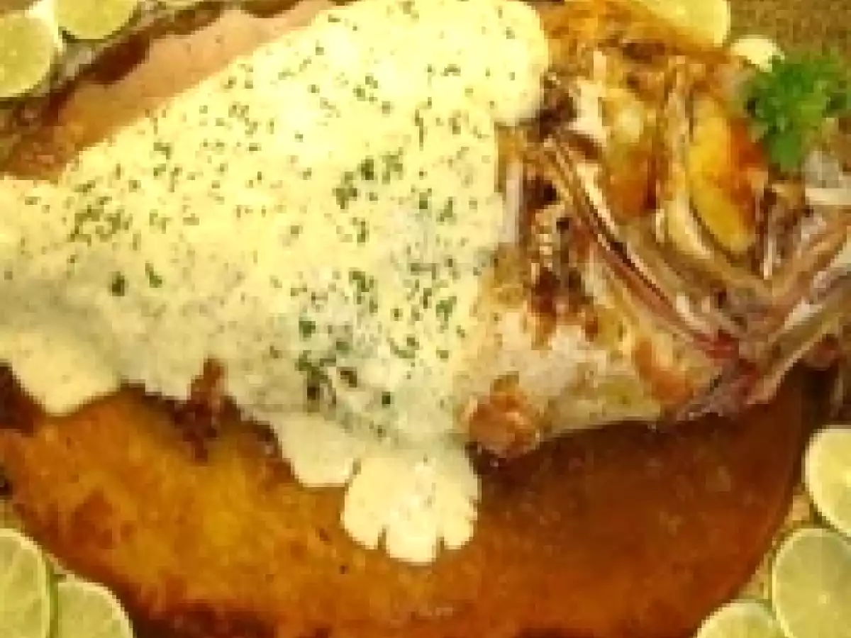 Peixe assado com molho Newburg