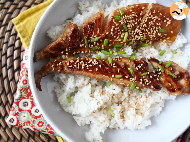 Peixe cavala marinado com shoyu (molho de soja) e mel - foto 3