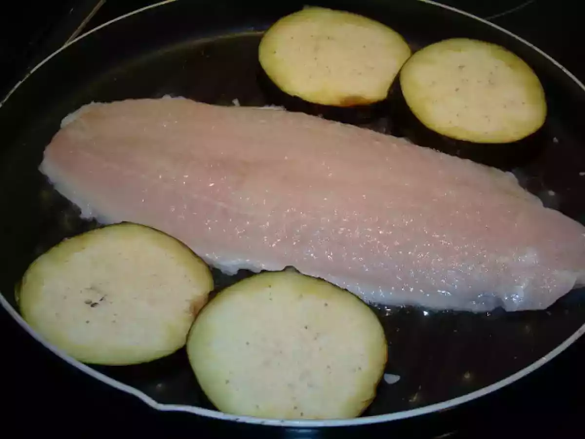 Peixe Gato e Beringela Grelhados com Pasta de Azeitona e Vinagre de Manga Creative - foto 2