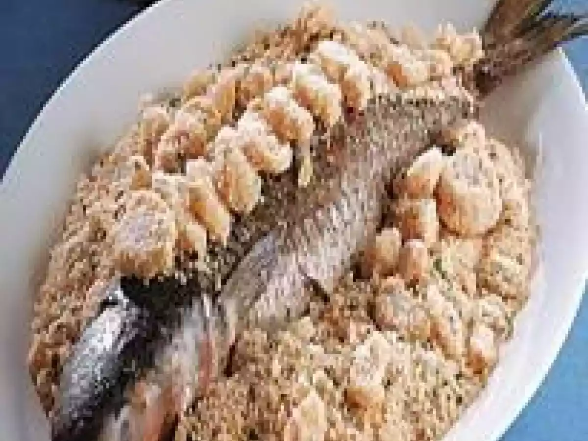 Peixe recheado com banana