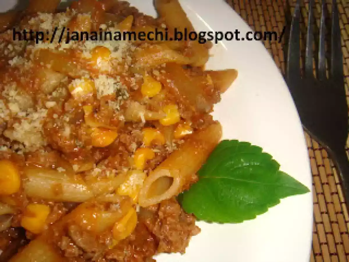 Penne Integral ao Molho de Pimentões (roxo e creme)