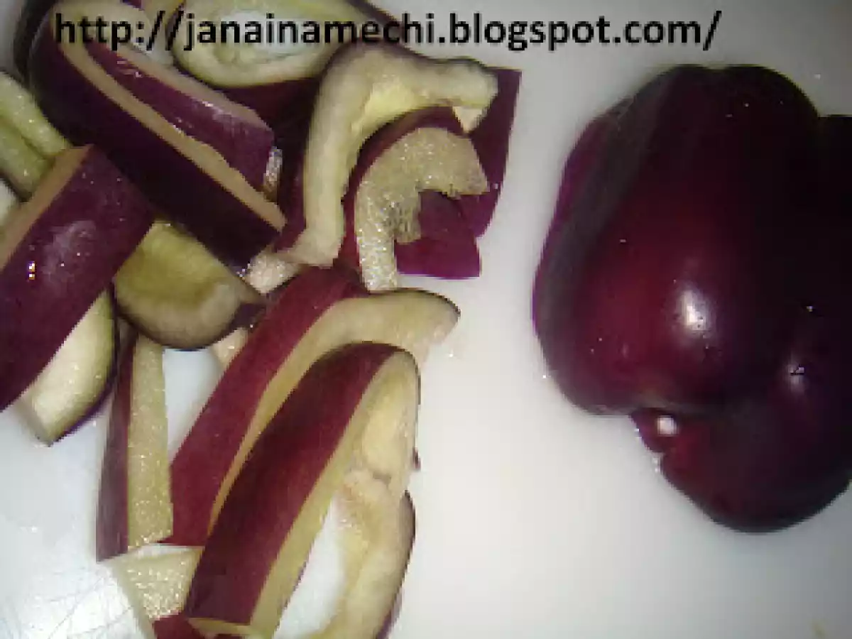 Penne Integral ao Molho de Pimentões (roxo e creme) - foto 3