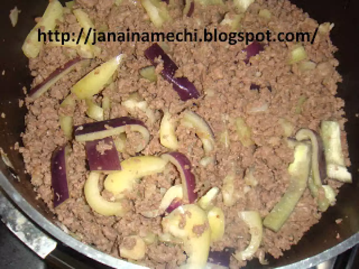 Penne Integral ao Molho de Pimentões (roxo e creme) - foto 4