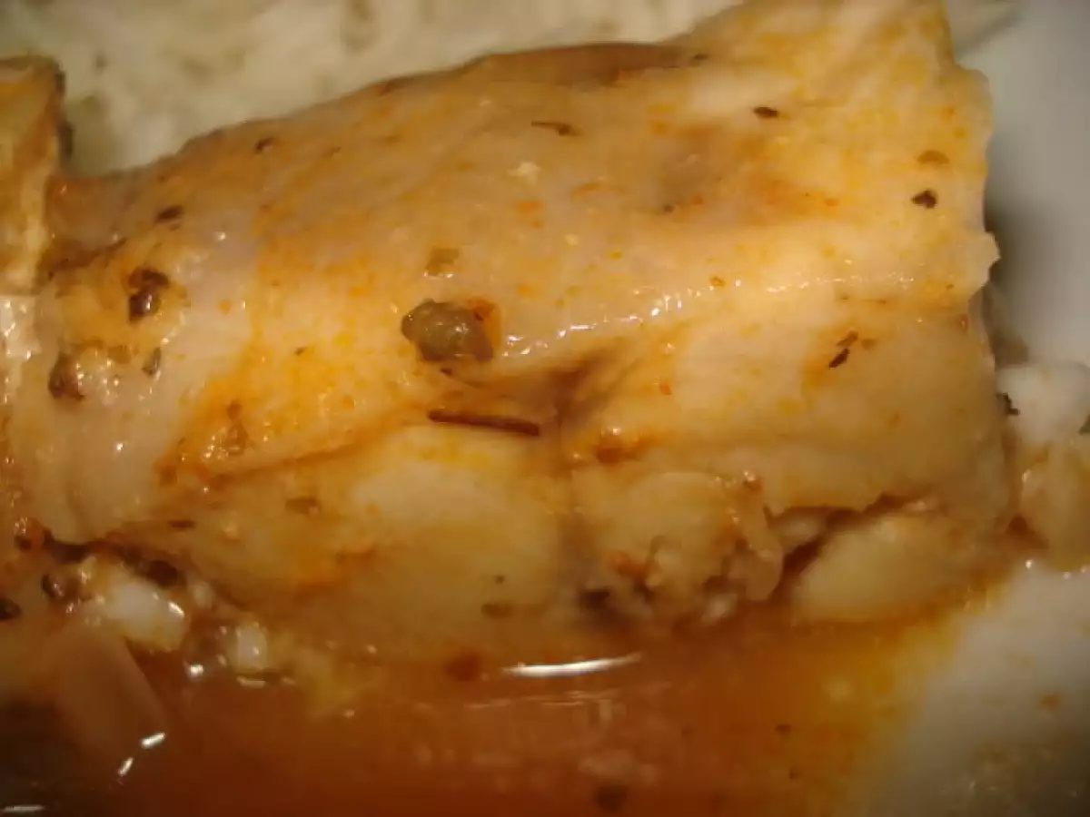 Perca estufada e aromatizada de manjerona, acompanhada de arroz branco... - foto 6