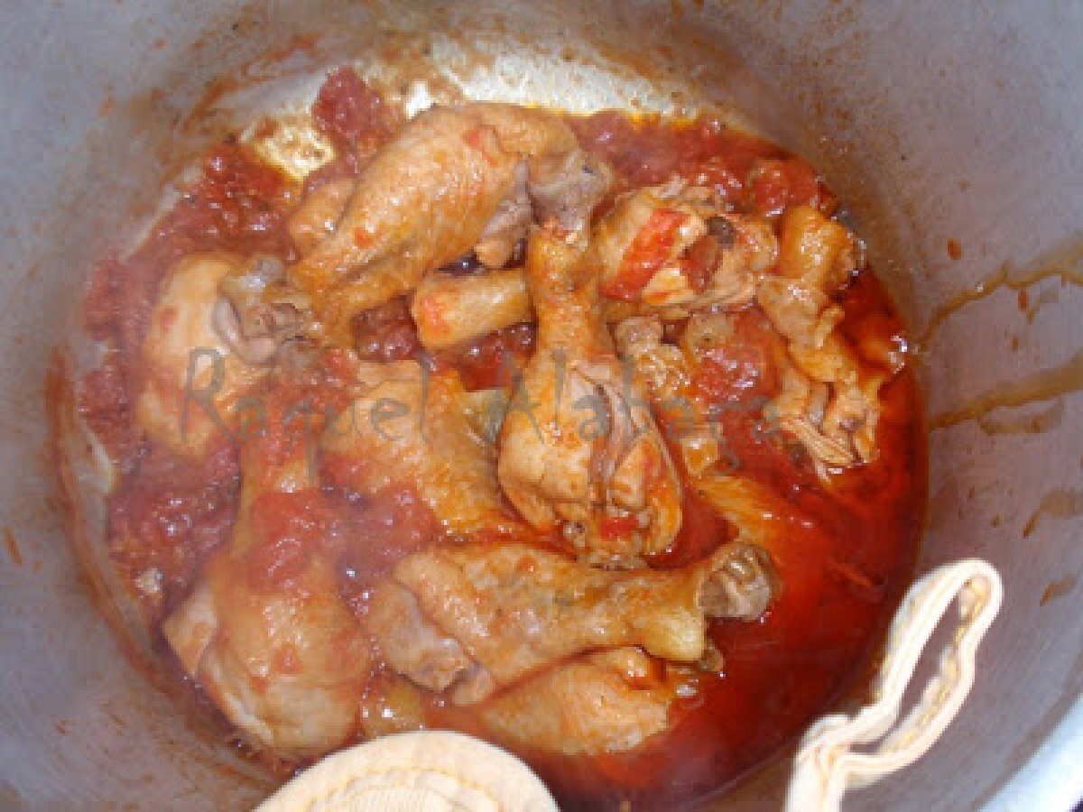 Pernas de Frango com arroz na panela de pressão