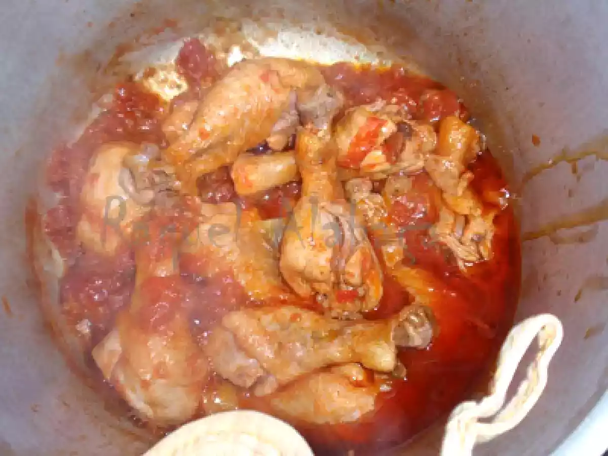 Pernas de Frango com arroz na panela de pressão