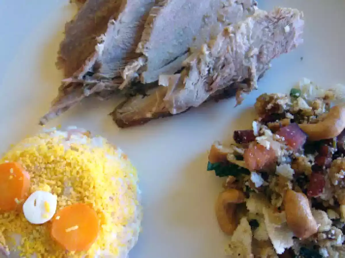 Pernil, maionese e farofa
