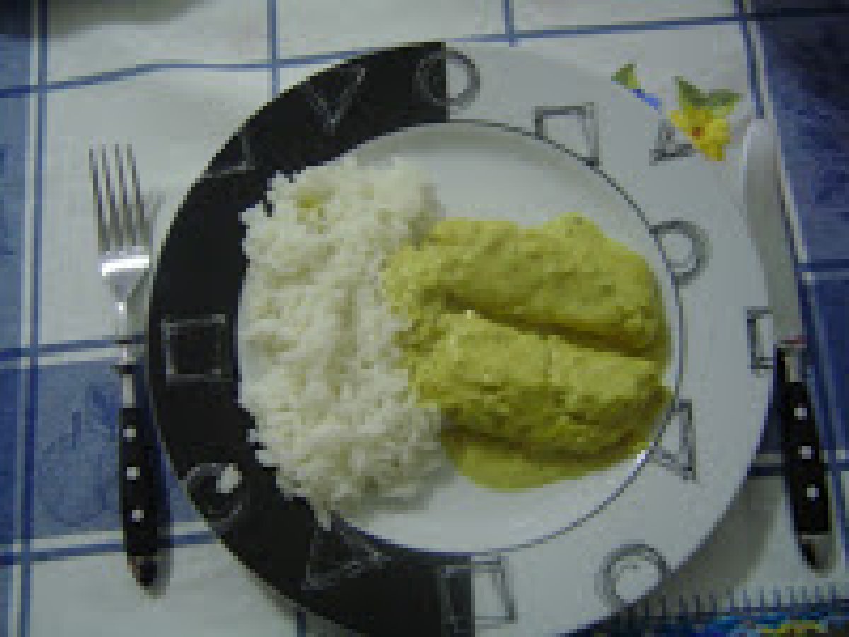Pescada com caril