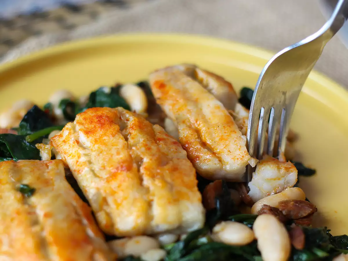 Pescada com feijão branco, espinafre e chouriço - foto 4