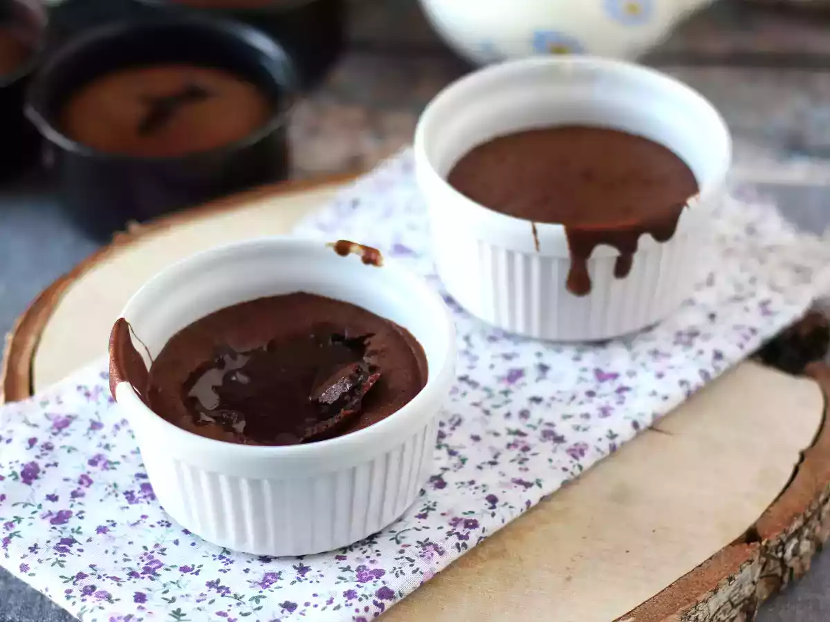 Petit gâteau de chocolate na Air Fryer! - foto 2