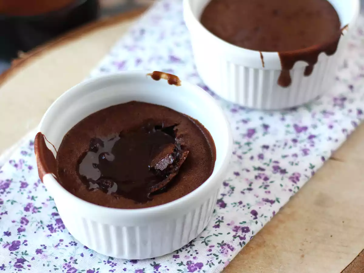 Petit gâteau de chocolate na Air Fryer! - foto 6