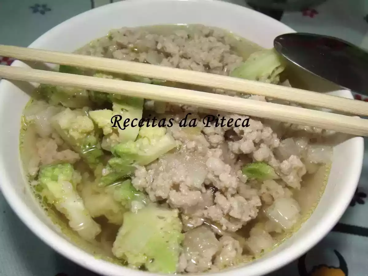 Pho bo de carne