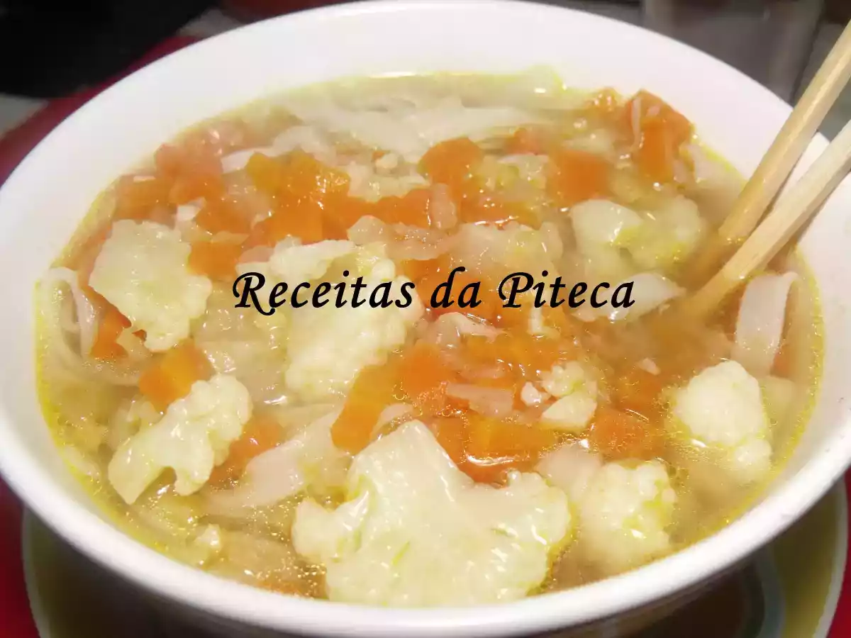 Pho bo de legumes e frango
