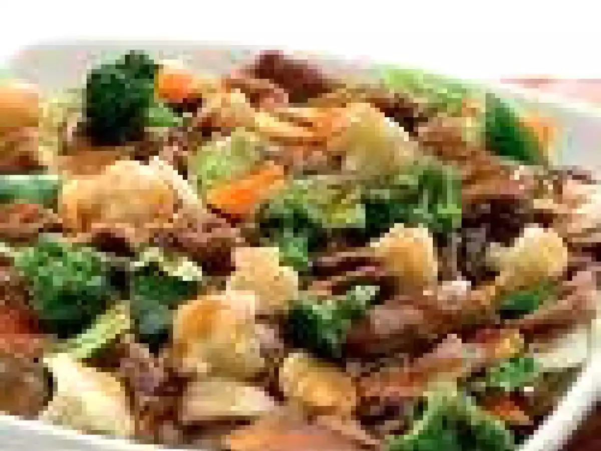 PICADINHO DE CARNE COM LEGUMES