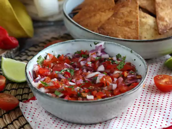 Receita Pico de gallo, a salsa mexicana bem parecido com o vinagrete brasileiro