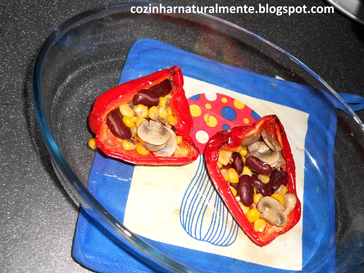 Pimento recheado com legumes e couscous - foto 2