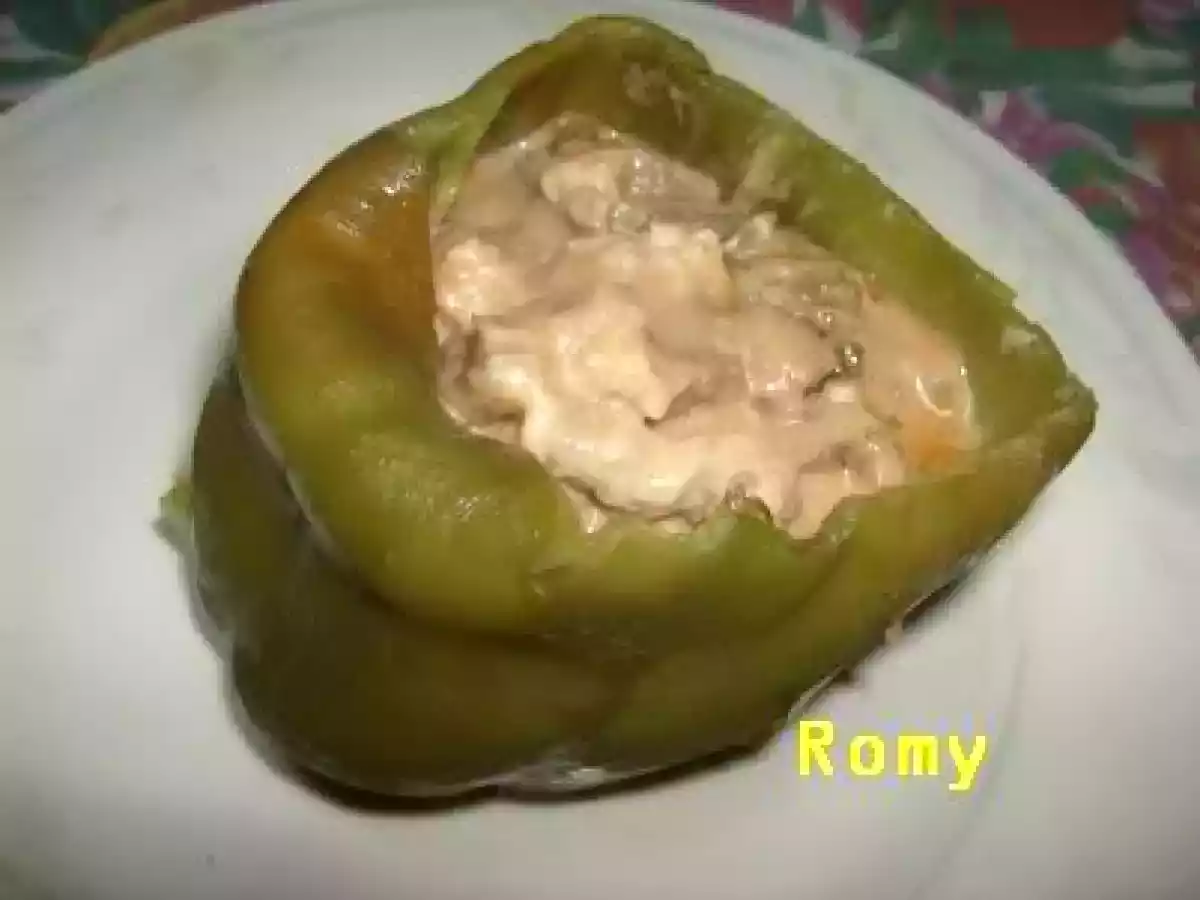 Pimento recheado com molho de creme fraiche