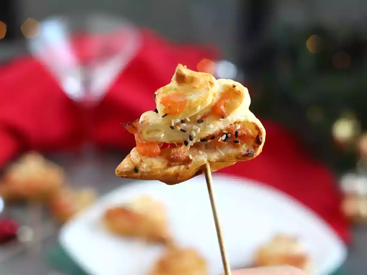 Pinheiro folhado de salmão - foto 4