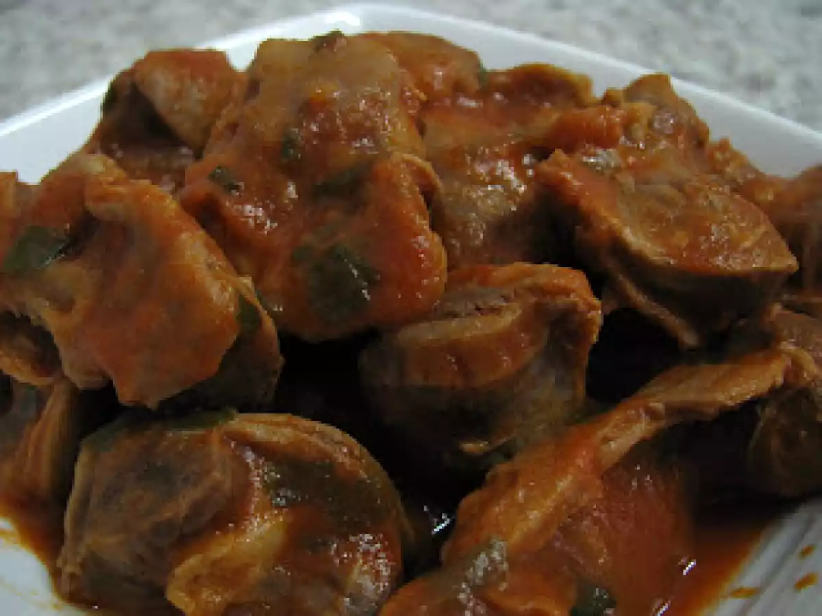 Pipis (moelas ao molho de tomate e cerveja) - foto 2