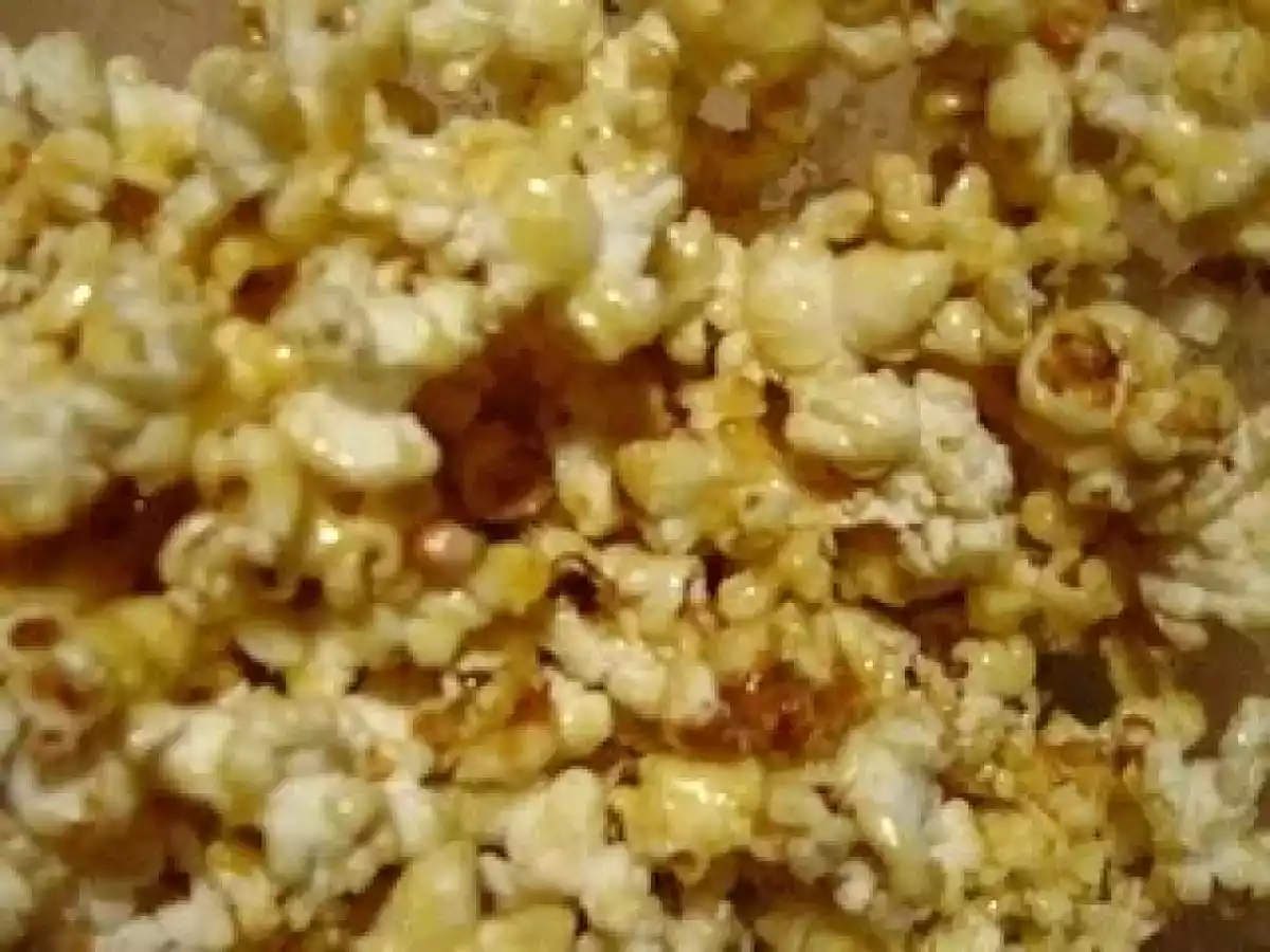 Pipocas com caramelo