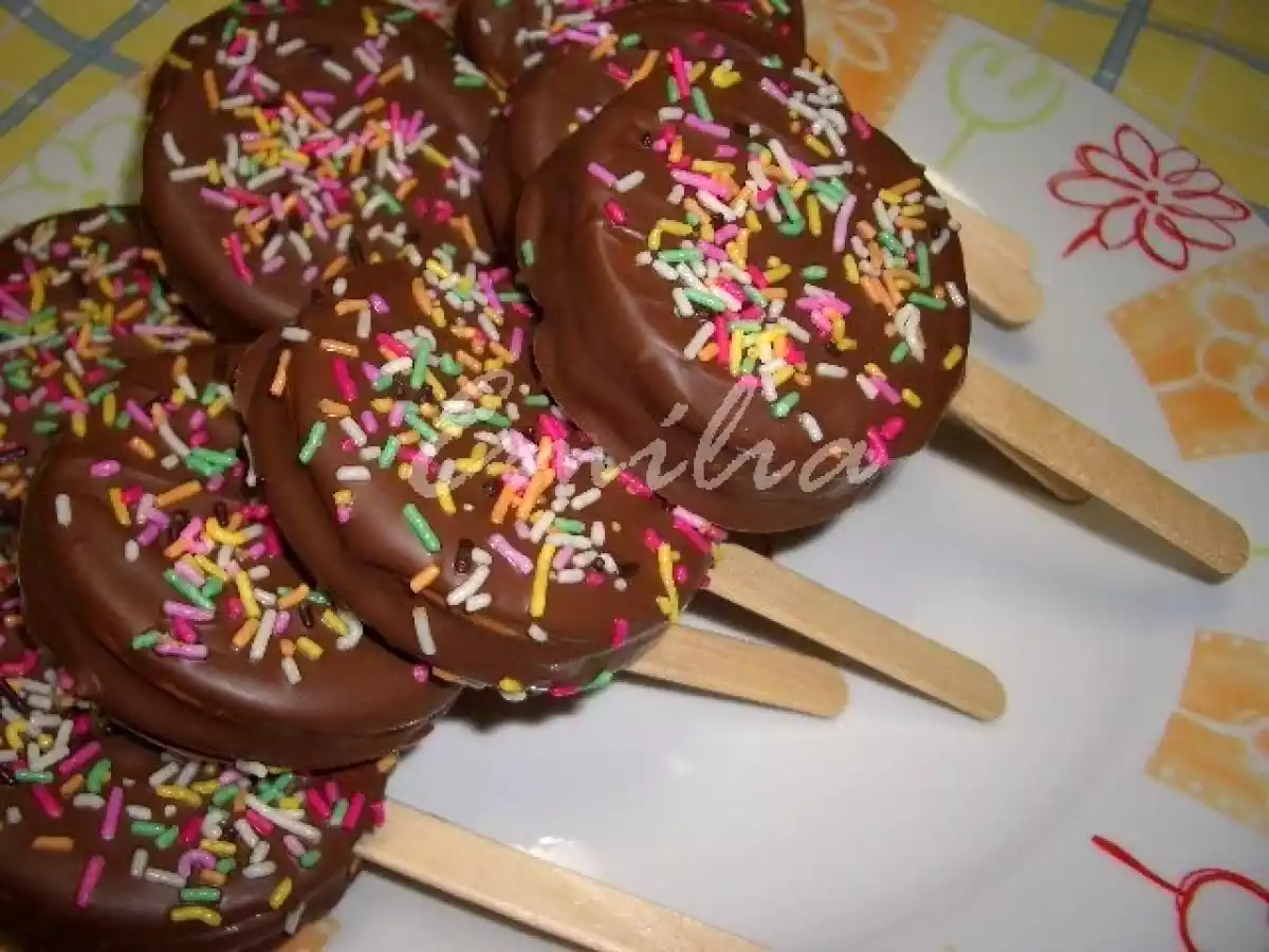 Pirulitos de Brigadeiro
