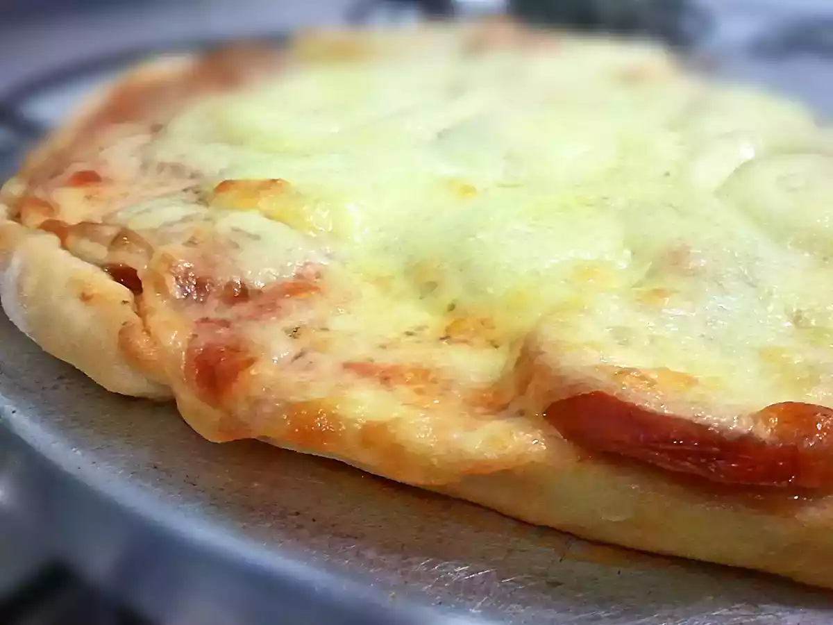 Pizza Calabresa