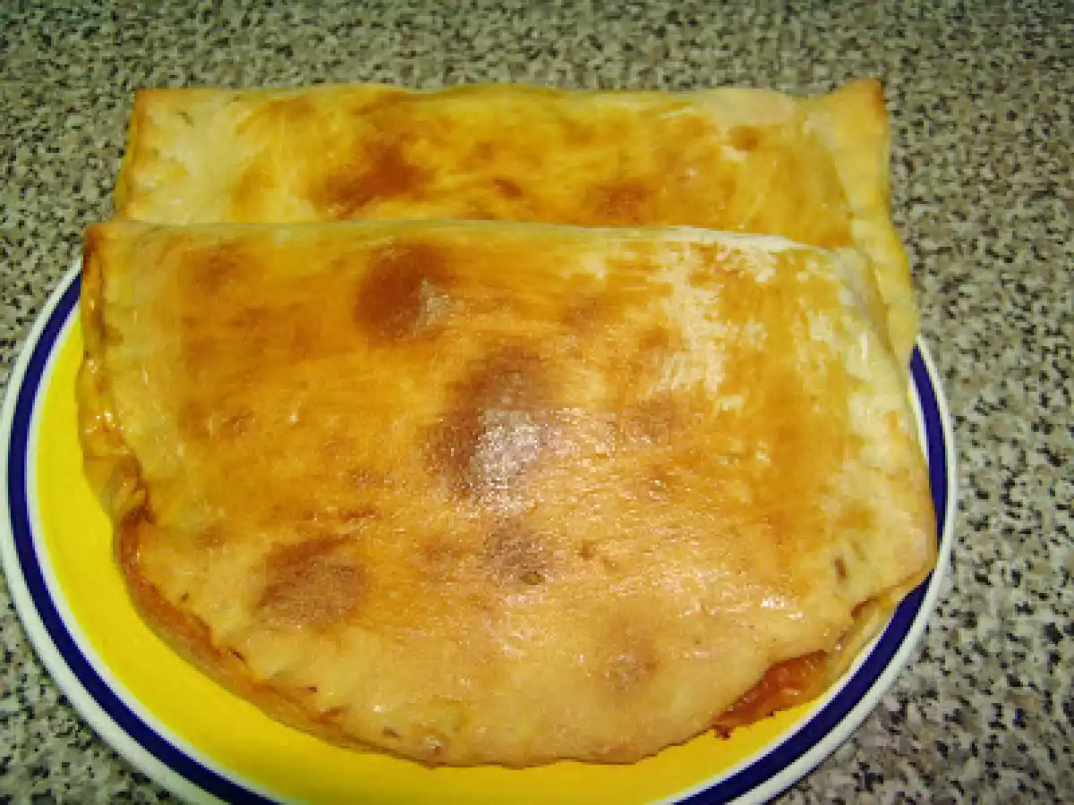 Pizza Calzone